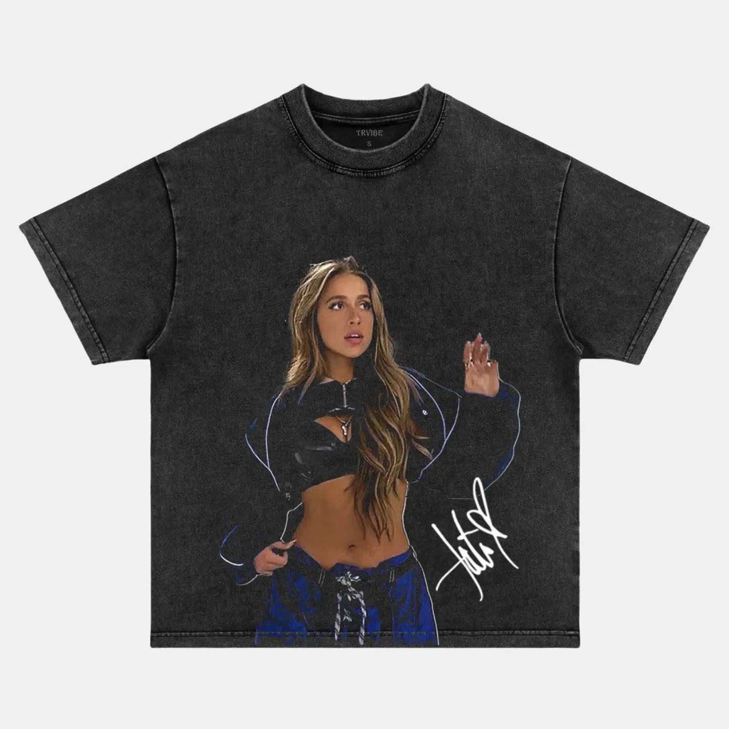 TATE MCRAE CLOTHES 05.26