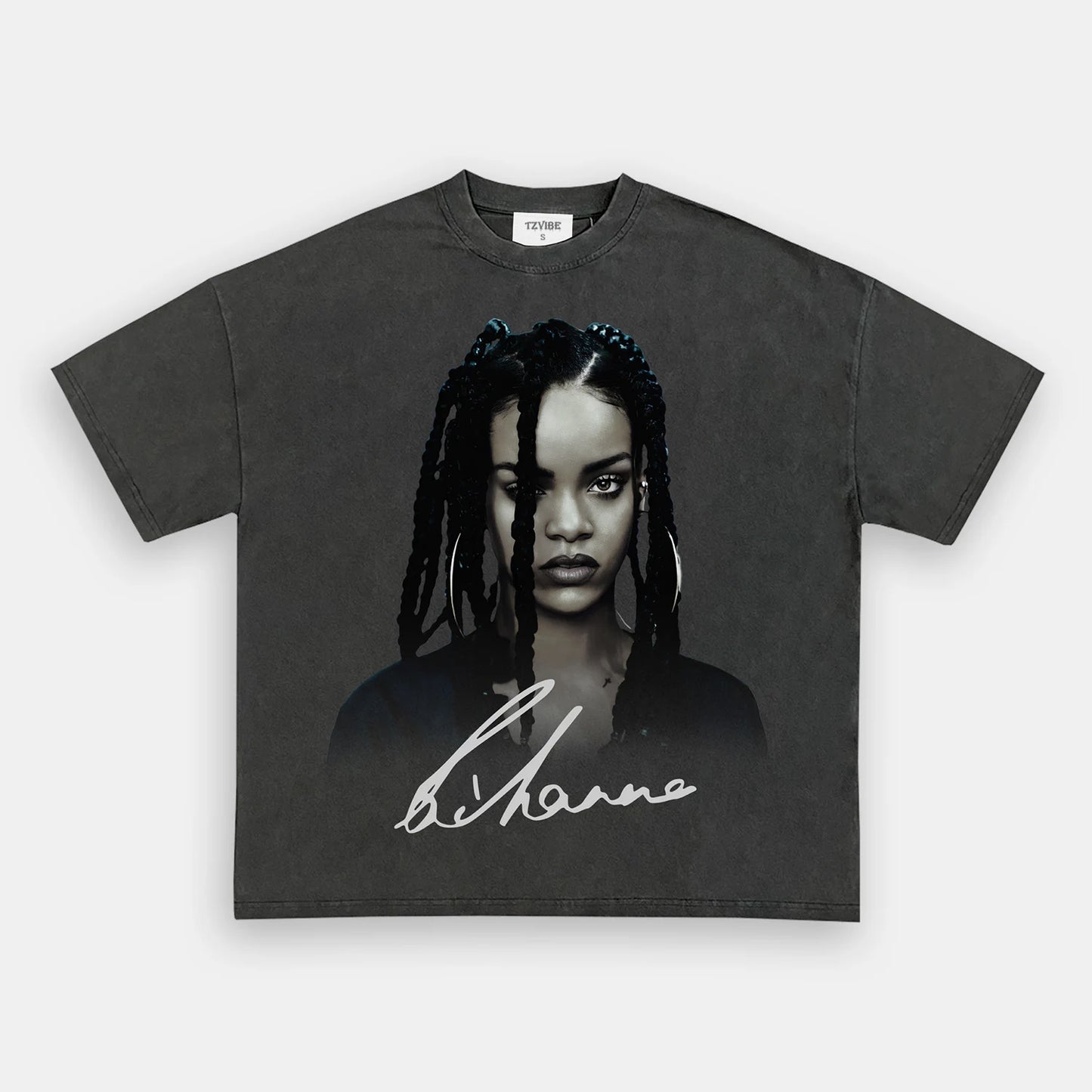 RIHANNA TEE V02