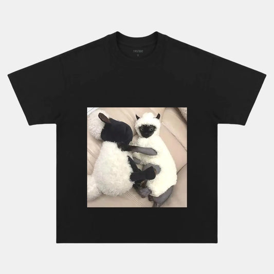 CAT PLAYING SHEEP T-SHIRT