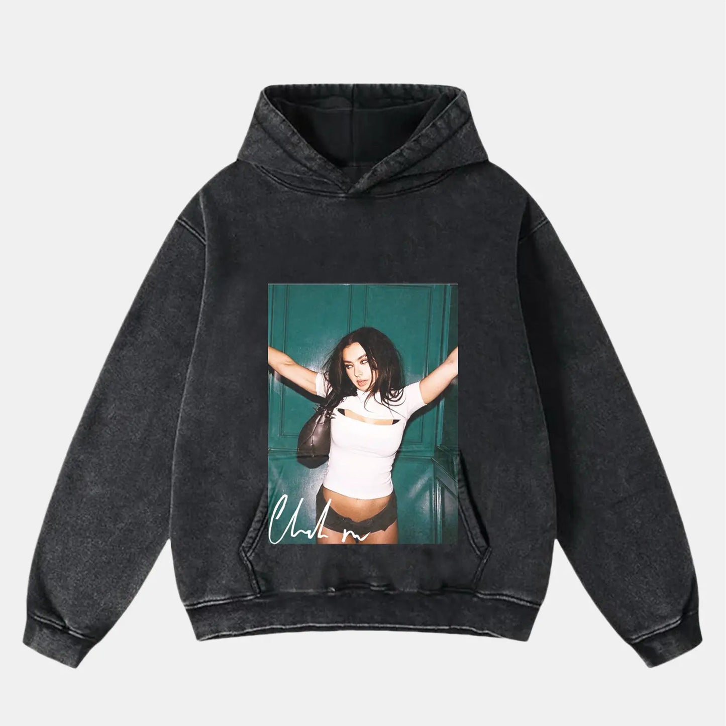 CHARLI XCX VINTAGE CLOTHES 07.10