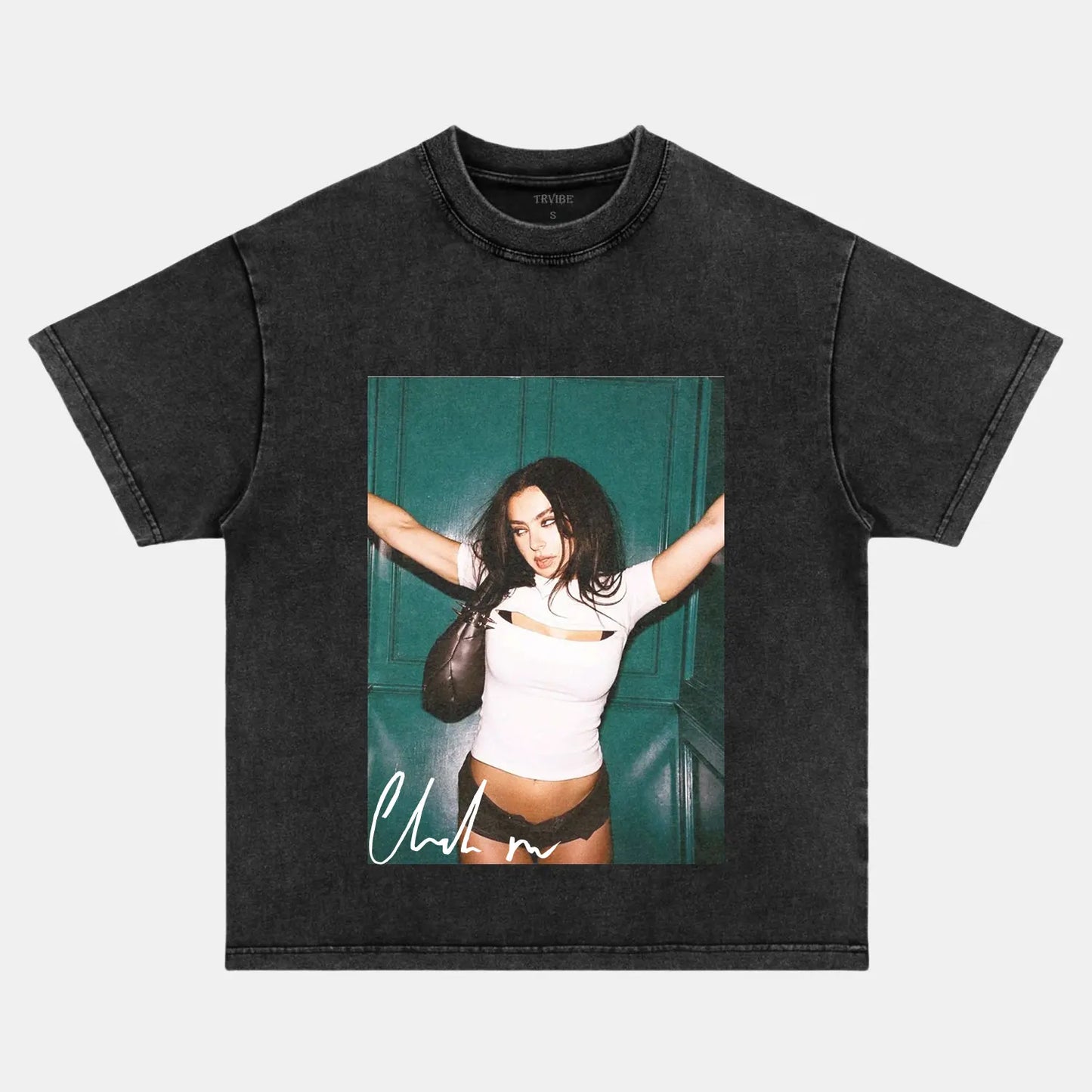 CHARLI XCX VINTAGE CLOTHES 07.10