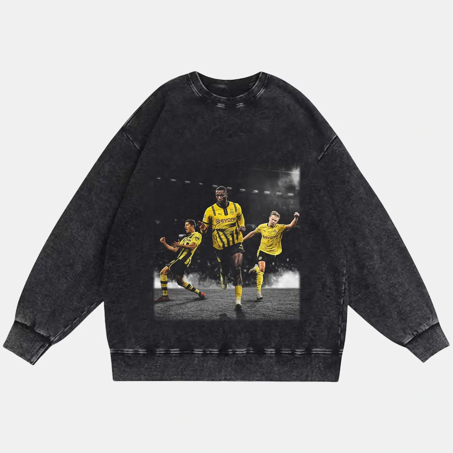 ERLING HAALAND AND ROBERT LEWANDOWSKI VINTAGE CLOTHES