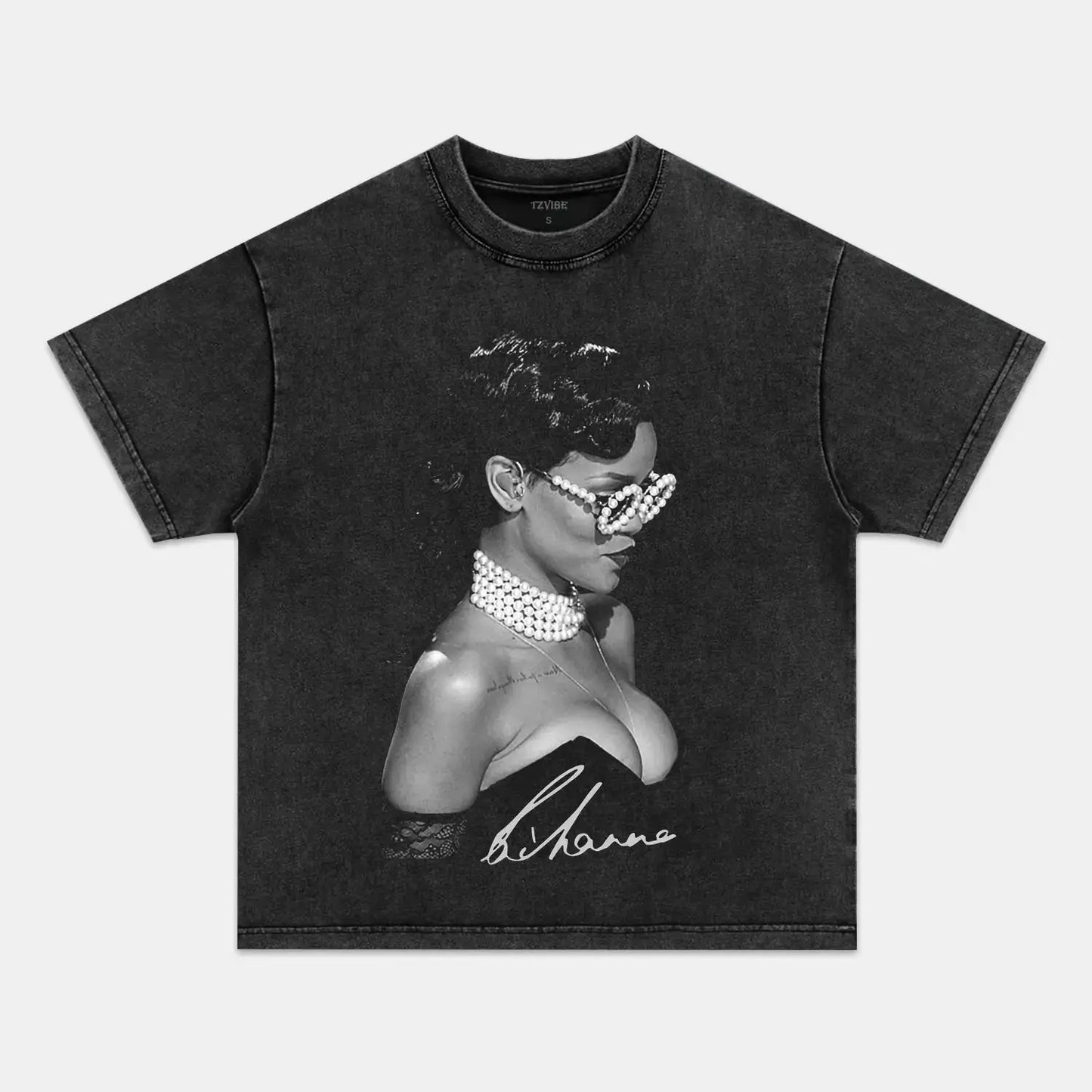 RIHANNA V2 TEE