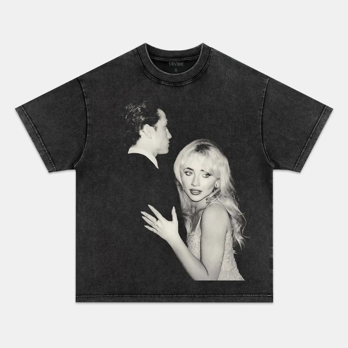 SABRINA CARPENTER & MAN’S BEST FRIEND V2 TEE