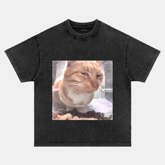 SIDE EYE CAT T-SHIRT