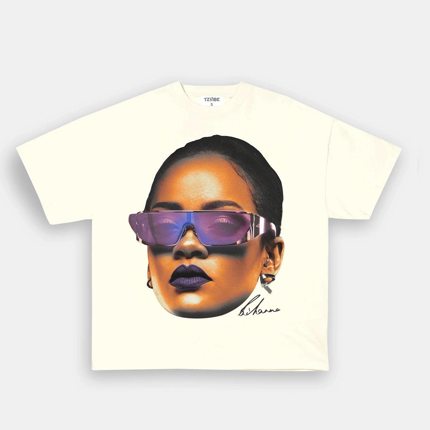 BIG FACE RIHANNA TEE